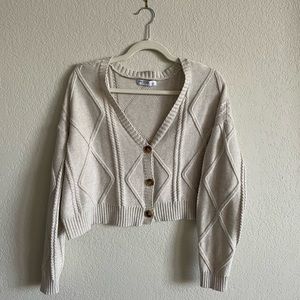 Cable Knit Cropped Cardigan